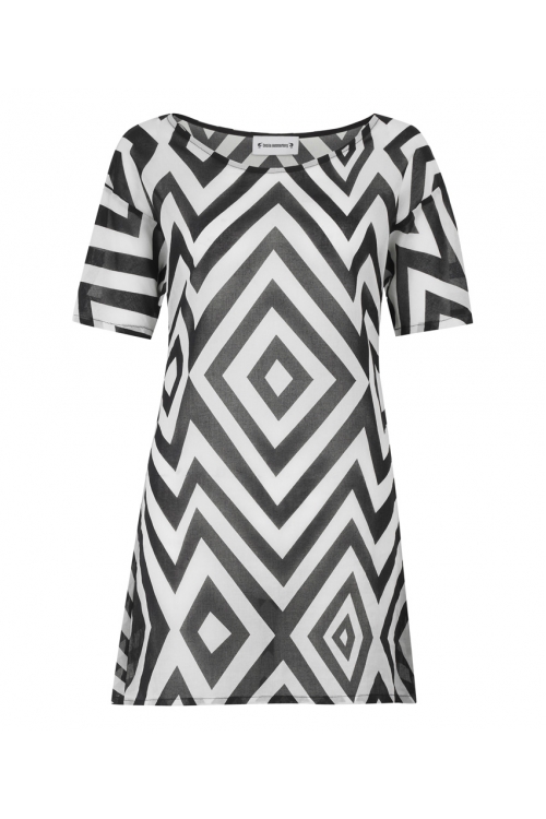 monochrome t-shirt dress